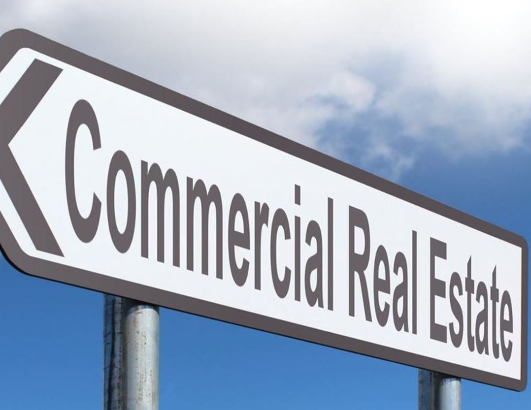 Property Developer Tim Archibald sharing Pros & Cons of Investing